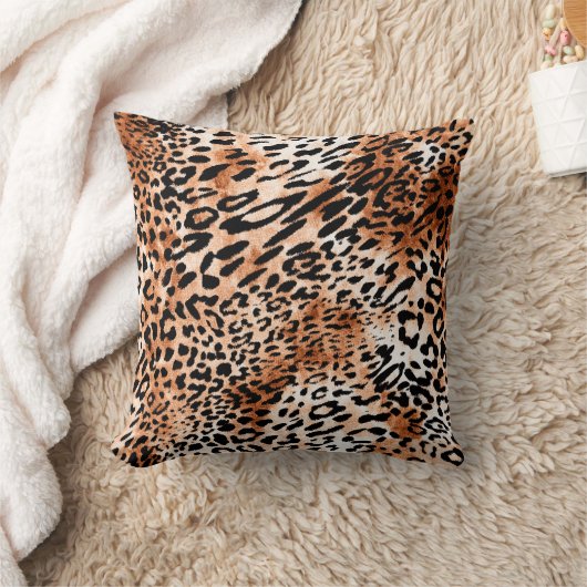 Seamless leopard pattern, african animal print クッション (ブランケット)