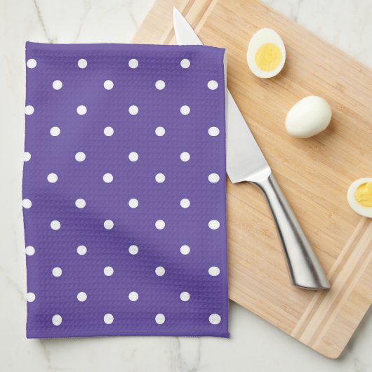 Seamless  medium purple polka dot pattern キッチンタオル (四つ折り)