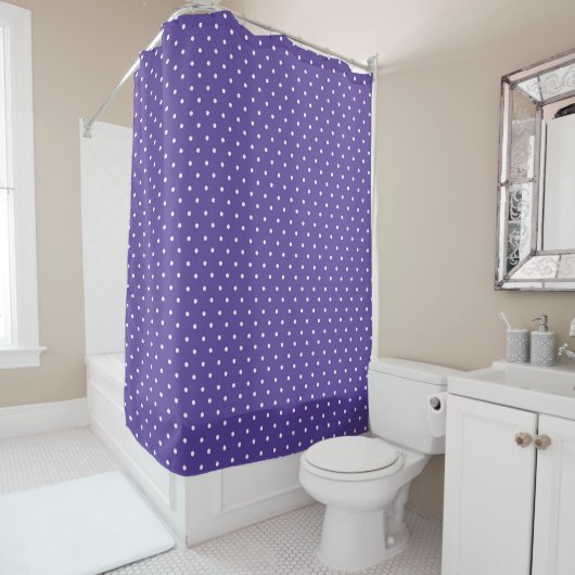 Seamless  medium purple polka dot pattern シャワーカーテン (インサイチュ)