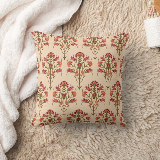 seamless mughal flower pattern design cream backgr クッション (ブランケット)