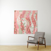 seamless patchwork pattern with roses タペストリー (インサイチュ)
