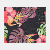 Seamless pattern of hibiscus flower, flamingos and フリースブランケット (正面(横))