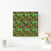 Seamless pattern tropical fruit & green background スクエア壁時計 (ホーム)