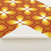 Seamless pattern with abstract floral elements and シェルパブランケット (3/4)
