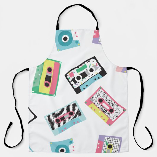 Seamless pattern with audio tapes in retro 80s sty エプロン (正面)