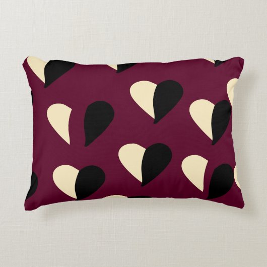 Seamless pattern with black and white heart. St Va アクセントクッション (正面)