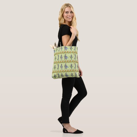 Seamless pattern with different zebras and differe トートバッグ (モデル)