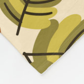 Seamless pattern with hazelnut leaves and acorns. フリースブランケット (角)