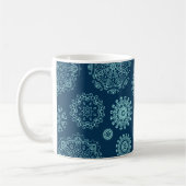 Seamless pattern with laced snowflakespattern,arab コーヒーマグカップ (左)