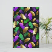 Seamless Pattern with Mardi Gras feathers 便箋 (スタンド正面)