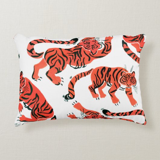 Seamless pattern with painted in gouache tigers in アクセントクッション (正面)