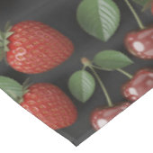 Seamless Pattern with Strawberries and Cherries テーブルクロス (アングル)