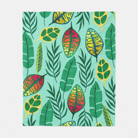 Seamless pattern with tropical leaves. Gouache art フリースブランケット (正面)