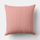 Seamless Pink and White Zigzag Pattern クッション (裏面)