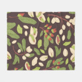 Seamless pistachio pattern with nuts, shells, bran フリースブランケット (正面(横))