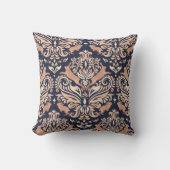 Seamless symmetrical pattern in the Damask style. クッション (正面)