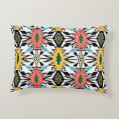 Seamless tribal african ornamental pattern backgro アクセントクッション (裏面)