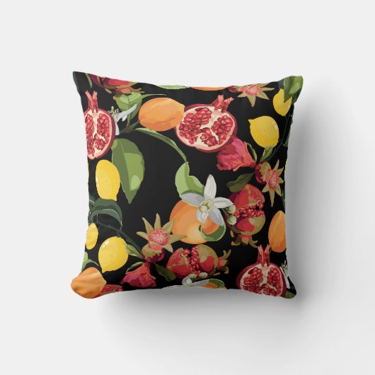 Seamless Tropical Fruits Pattern. Exotic Backgroun クッション (正面)