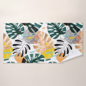 Seamless tropical pattern. Green leaves of a palm バスタオル (バスタオル)
