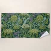 Seamless William Morris style floral pattern ビーチタオル (正面)