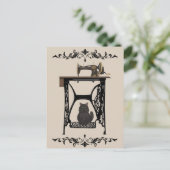 Seamstress Cats Lovers -ヴィンテージ裁縫機 ポストカード (スタンド正面)