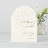 Seashell Beach Coastal Ivory & Gold Arch Wedding 招待状 (スタンド正面)