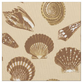 Seashells – ベージュの背景に茶色 ファブリック (クローズアップ)