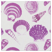 Seashells – 白い背景にアメジスト紫 ファブリック (クローズアップ)