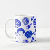 Seashells – 白い背景にコバルトブルー コーヒーマグカップ (左)