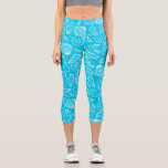 Seashells Pattern on Bright Blue カプリレギンス<br><div class="desc">Bright blue leggings with white seashell stencil pattern.</div>