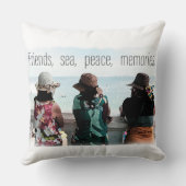 Seaside Friendship Memories クッション (裏面)