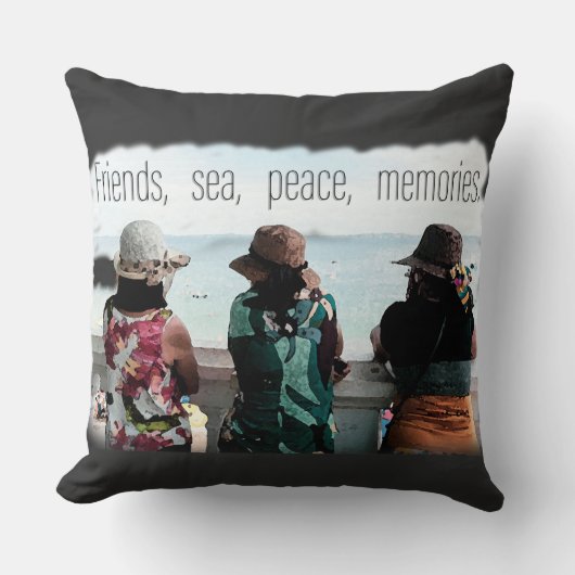 Seaside Friendship Memories クッション (正面)