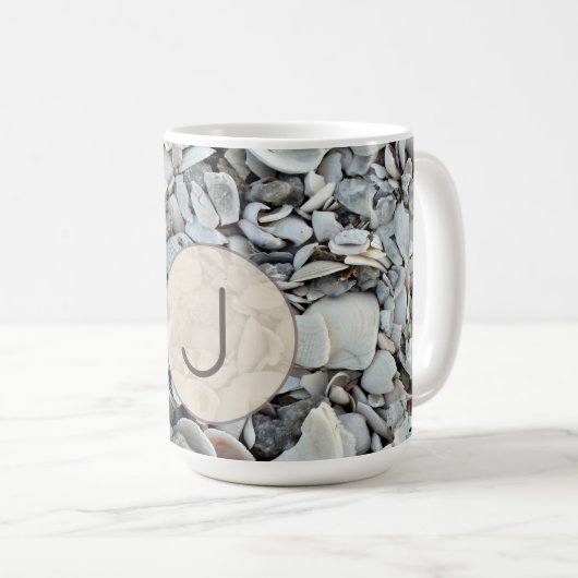 Seaside Shells Initial Mug Art コーヒーマグカップ (正面右)