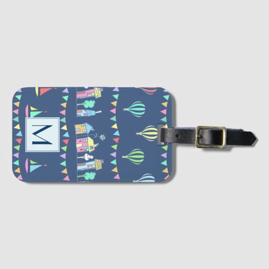 Seaside Town Sail Boats and Bunting Monogram ラゲッジタグ (正面横)