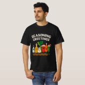 Seasoning Greetings Funny Chef Christmas Design Tシャツ (正面フル)