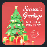 Season's Greetings Christmas 企業の Logo スクエアシール<br><div class="desc">シーズンの挨拶クリスマスロ企業のゴのシールとラベルは、赤い背景にギフトが付いたフェスティバルクリスマスツリーを特徴とする。"シーズンパーソナライズされたズ・グリーティング"または手に書カスタム字のスクリプトのタイポグラフィ書と、あなたのクリスマスと休日のパーティーのためのビジネス名と会社のロゴ企業の、好意、スワッグとギフト。提供されている文字ボックスで文字を編集する。©Evco Holidays www.zazzle.com/store/evcoholidaysのデザイン</div>