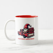 Season's Greetings Poinsettia Gnome In Red Truck ツートーンマグカップ (左)