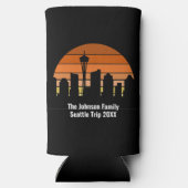 Seattle Skyline Sunset Personalized スリム缶クーラー (裏面)