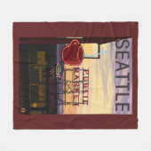 SeattlePikeの場所の市場の印および水眺め フリースブランケット (正面(横))