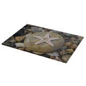 Seestern auf Stein am Strand カッティングボード (角)