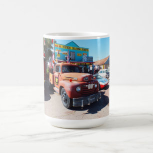 Seligmanのルート66の古い車 コーヒーマグカップ