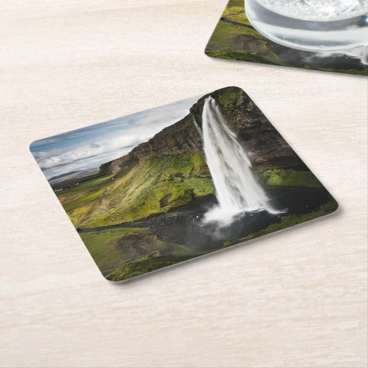 Seljalandsfossの滝|アイスランド スクエアペーパーコースター (アングル)