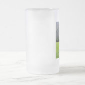 Sellaの中央山塊及び小屋の眺めの曇らされたマグ フロストグラスビールジョッキ (中央)