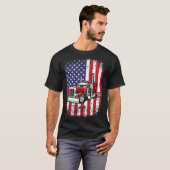 Semi Truck Driver 18 Wheeler Trucker USA American  Tシャツ (正面フル)