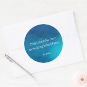 Seneca：前方に焦点を当て、過去につまずかない ラウンドシール (封筒)