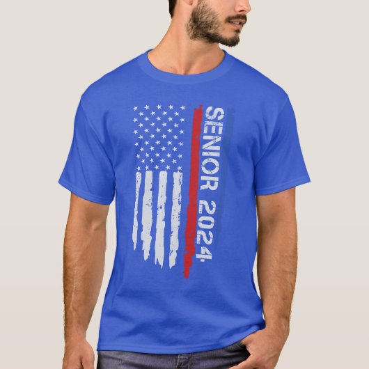 Senior 2024 American Flag Graduation Class Of 2024 Tシャツ (正面)