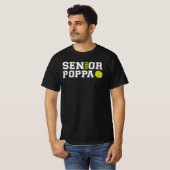 Senior 2026 Poppa Softball Graduation Grandpa Dad Tシャツ (正面フル)