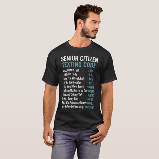 Senior Citizens Texting Code Retirement Old Elderl Tシャツ (正面フル)