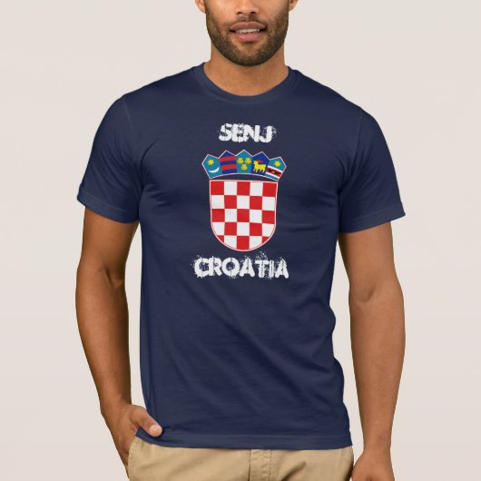 Senj、腕のコートを持つクロアチア Tシャツ (正面)