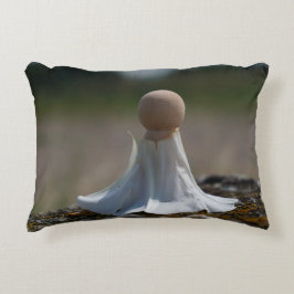 Sensueel gehuld poppetje in een bloemen jurkje. アクセントクッション